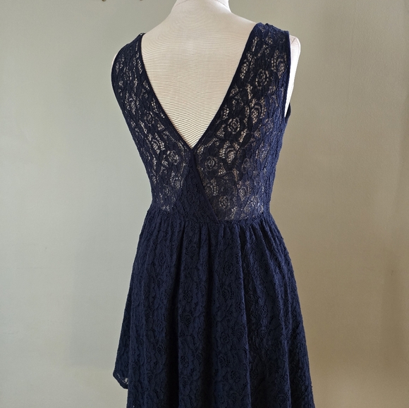 Navy Lace Dress - Picture 3 of 5